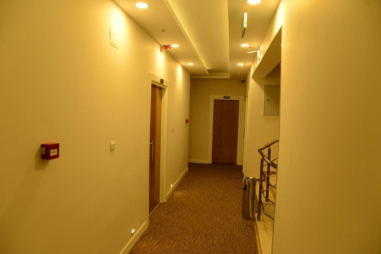 Derya Hotel Мерсин Екстериор снимка